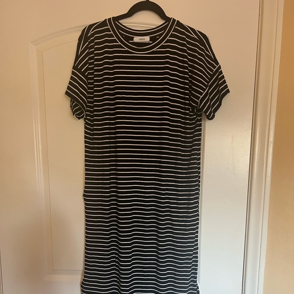 Black and white midi stretch sz L